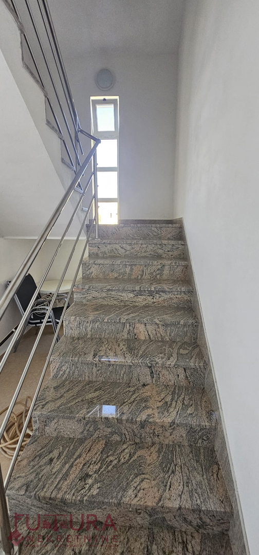 PAG - POVLJANA, CASA 300M2, 6 APPARTAMENTI, VENDITA, GARAGE, VISTA, POSIZIONE!!