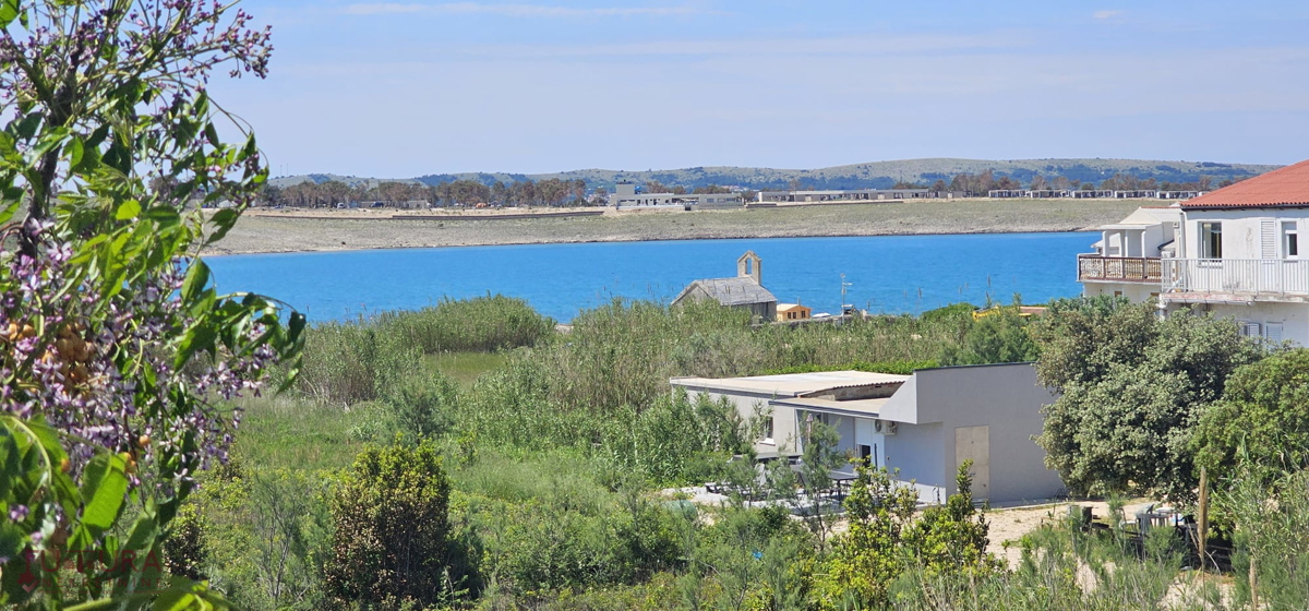PAG - POVLJANA, CASA 300M2, 6 APPARTAMENTI, VENDITA, GARAGE, VISTA, POSIZIONE!!