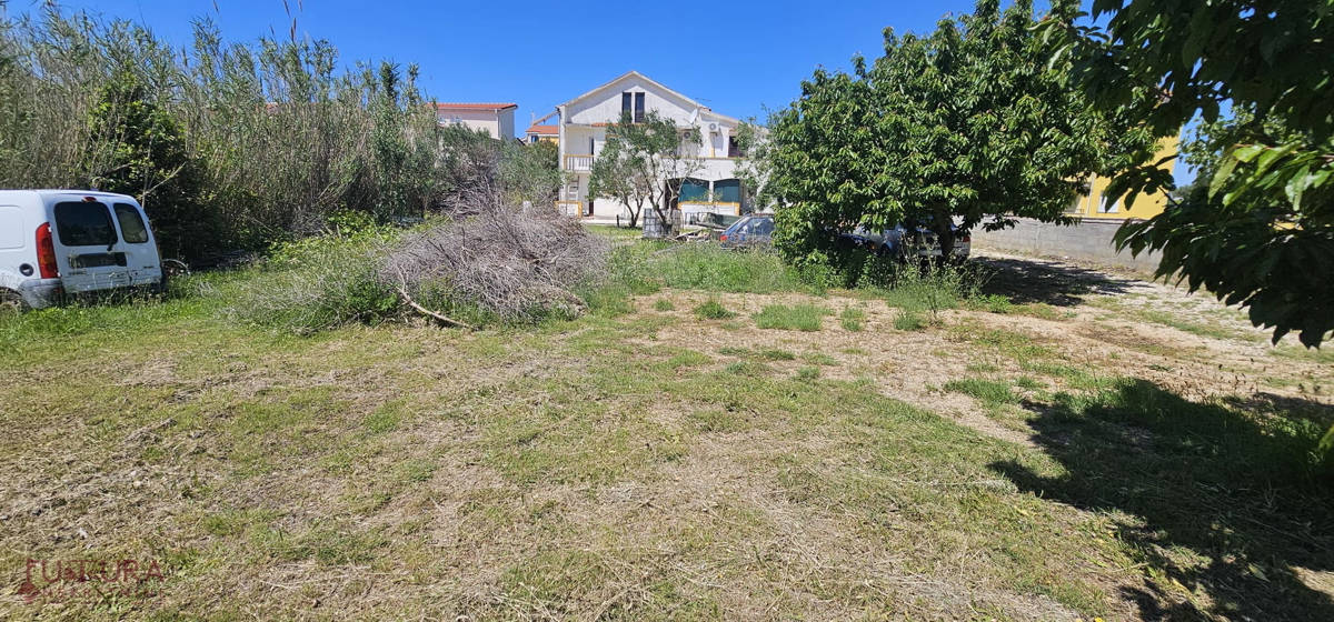 PAG - POVLJANA, CASA 300M2, 6 APPARTAMENTI, VENDITA, GARAGE, VISTA, POSIZIONE!!