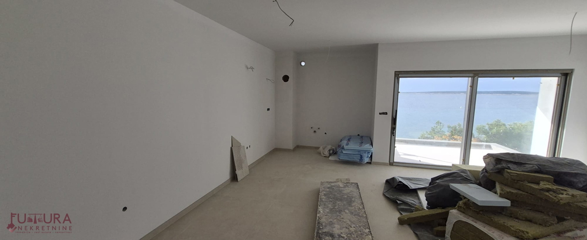 PAG - MANDRE, APPARTAMENTO 131,72 M2, VENDITA, PRIMA FILA, VISTA APERTA, GIARDINO, TERRAZZA SUL TETTO!!!