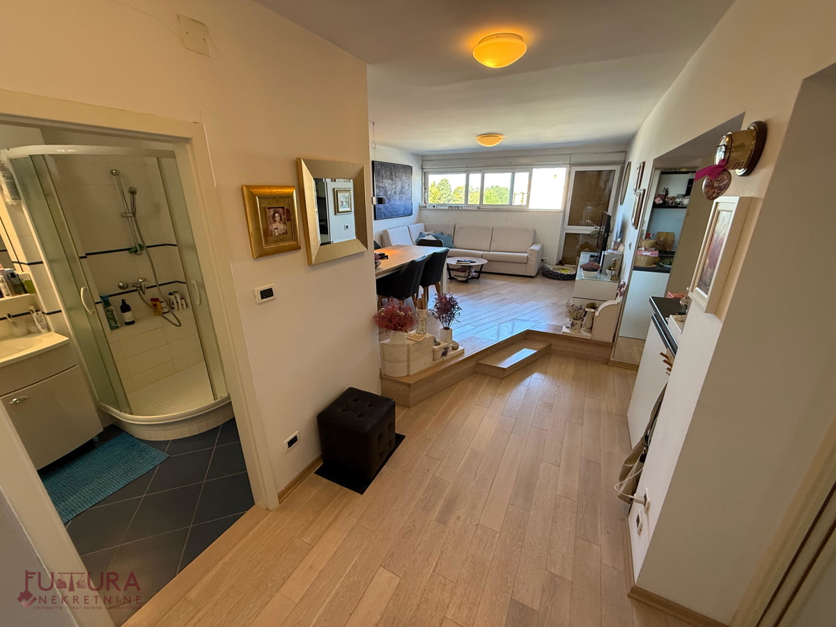 ZADAR - PENISOLA, APPARTAMENTO 65 M2, VENDITA, VISTA MARE, POSIZIONE!!!