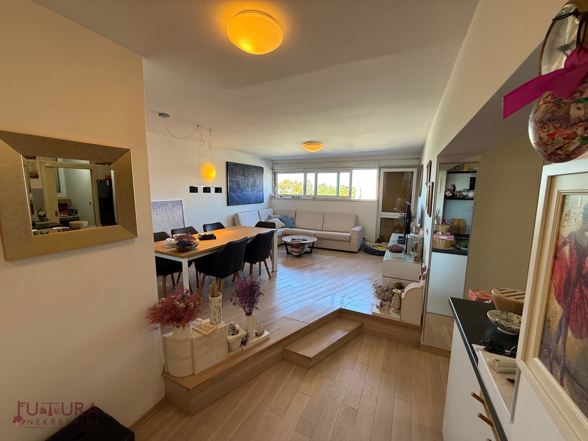 ZADAR - PENISOLA, APPARTAMENTO 65 M2, VENDITA, VISTA MARE, POSIZIONE!!!