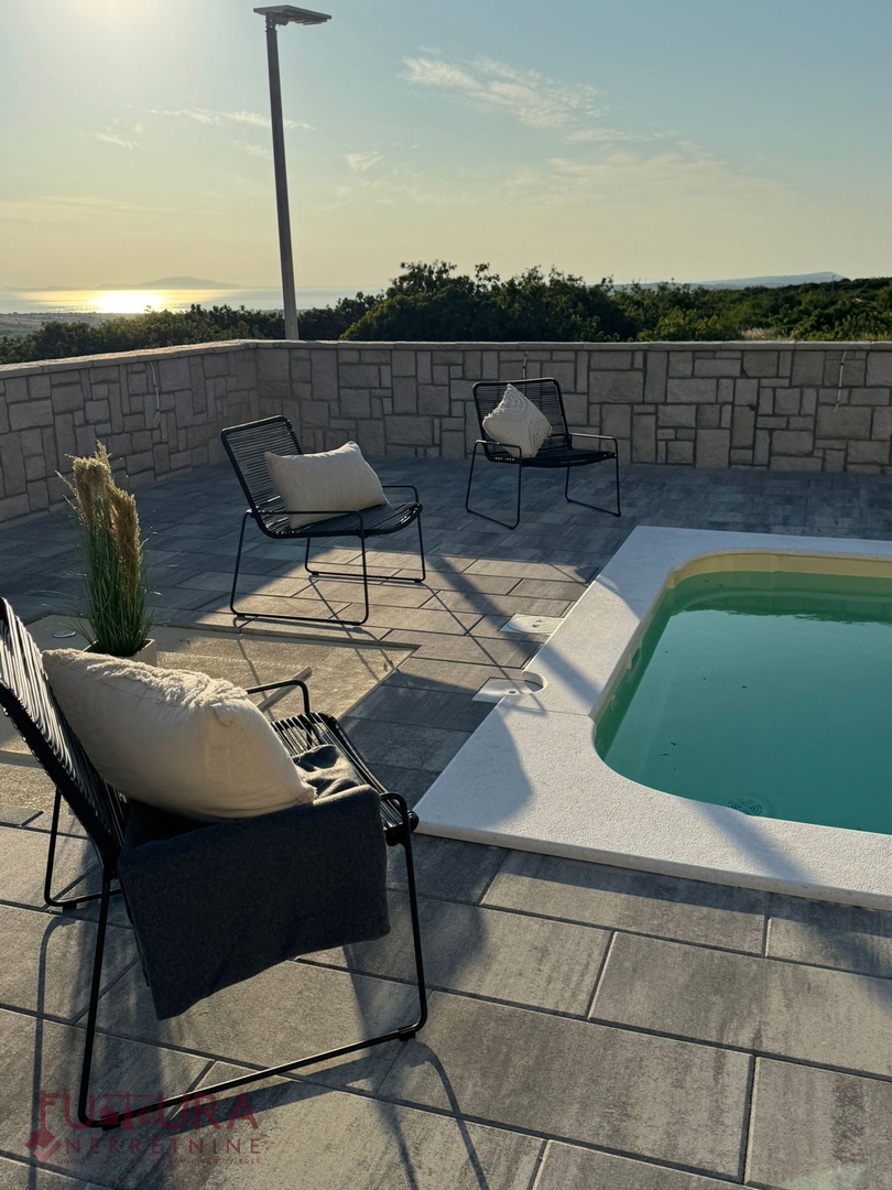 PAG - KOLAN, VILLA IN VENDITA 190 M2, NUOVA, PISCINA, VISTA!!!