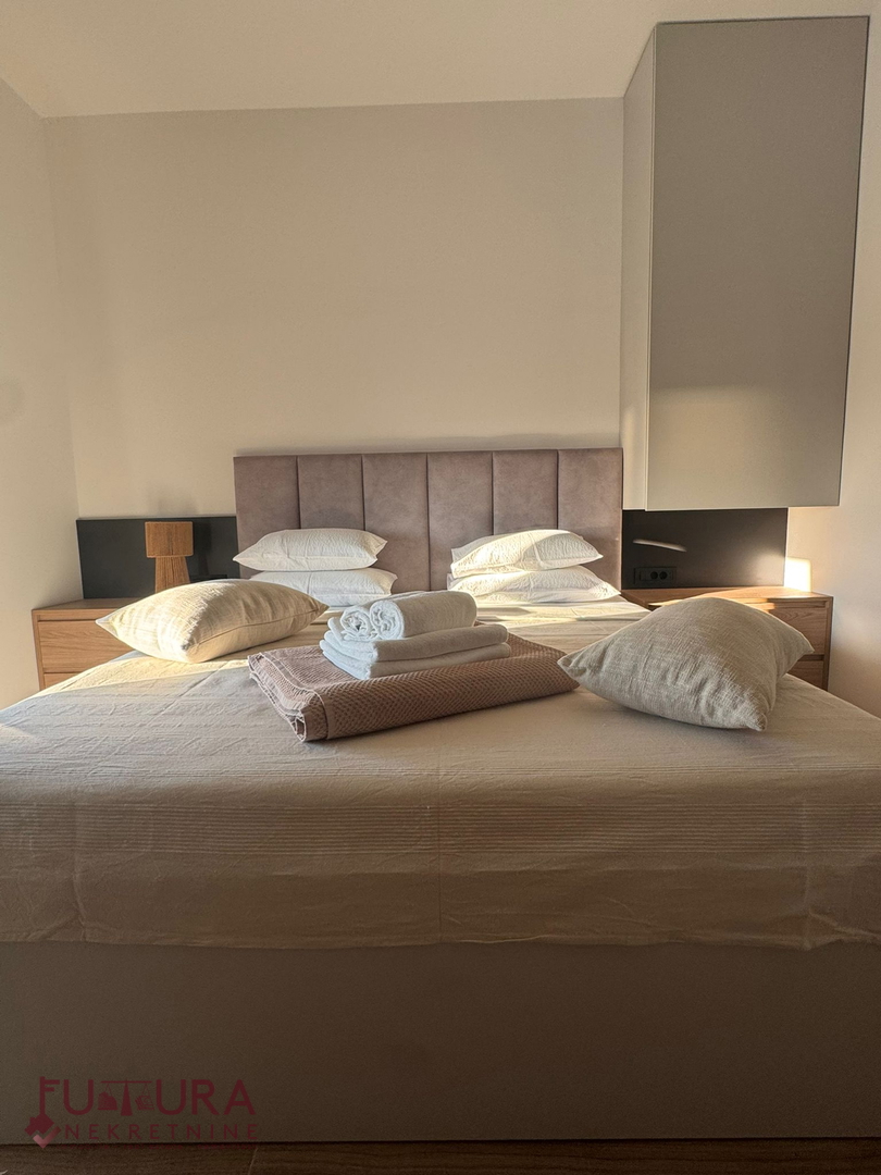 PAG - KOLAN, VILLA IN VENDITA 190 M2, NUOVA, PISCINA, VISTA!!!