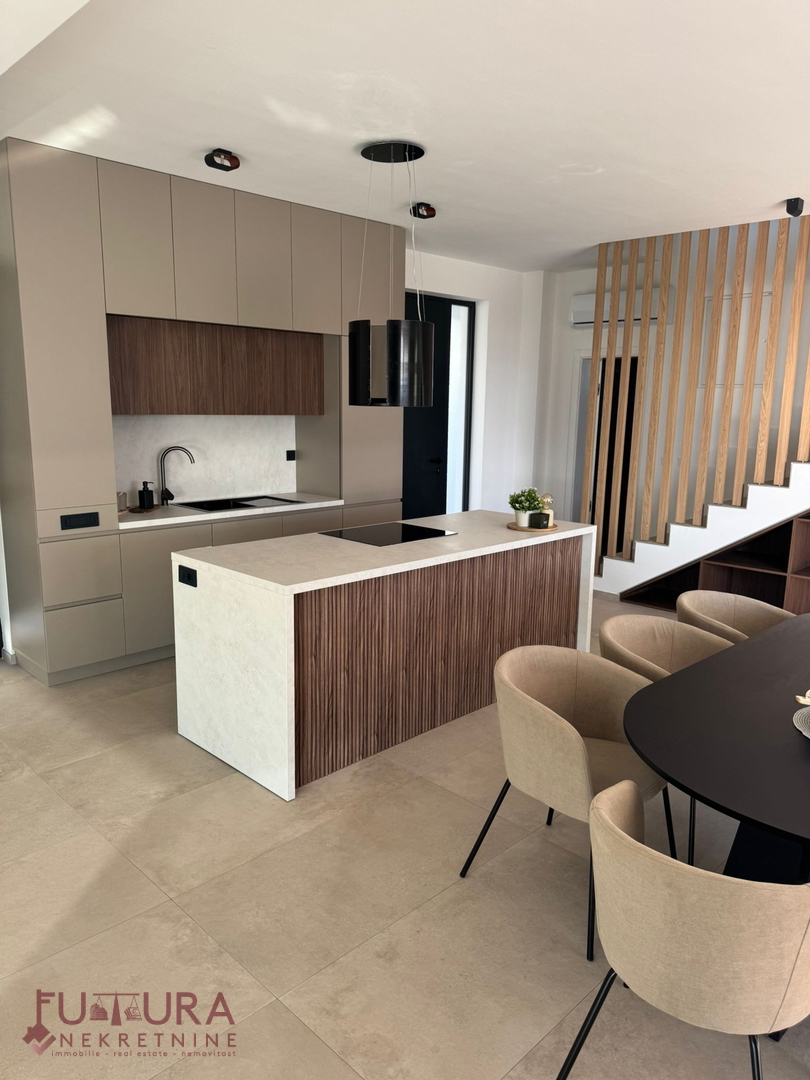PAG - KOLAN, VILLA IN VENDITA 190 M2, NUOVA, PISCINA, VISTA!!!