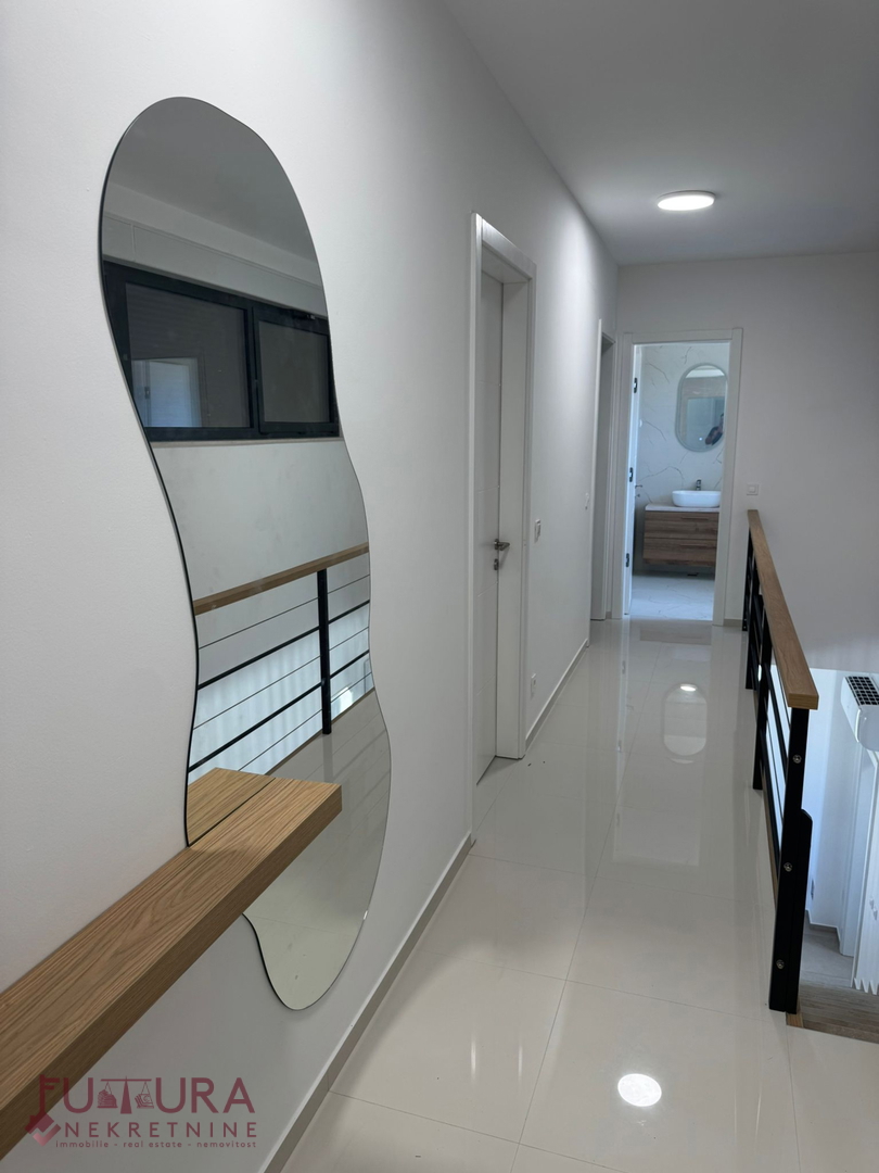 PAG - KOLAN, VILLA IN VENDITA 190 M2, NUOVA, PISCINA, VISTA!!!