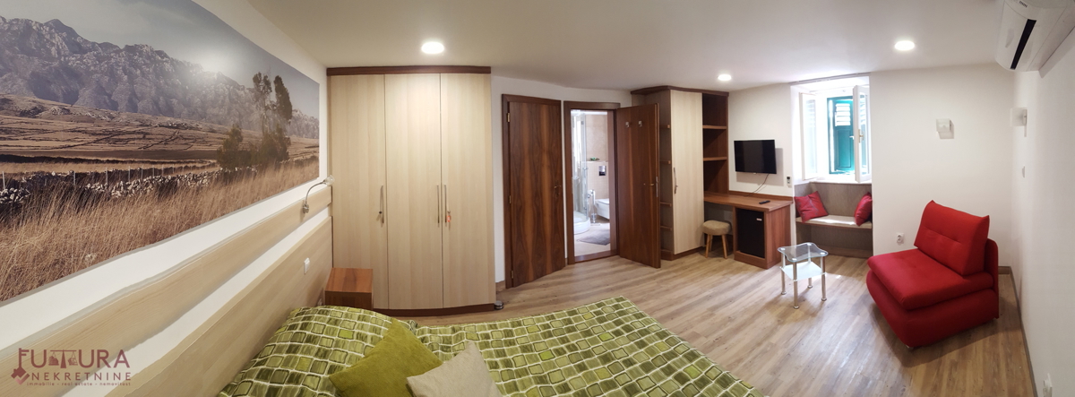 PAG - CENTRO, CASA 150 M2, VENDITA, STRUTTURA RICETTIVA TURISTICA RODATA, POSIZIONE!!!