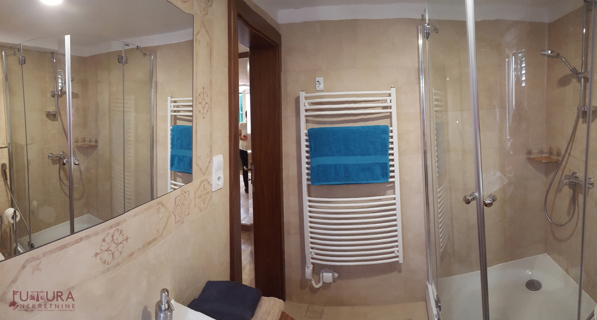 PAG - CENTRO, CASA 150 M2, VENDITA, STRUTTURA RICETTIVA TURISTICA RODATA, POSIZIONE!!!