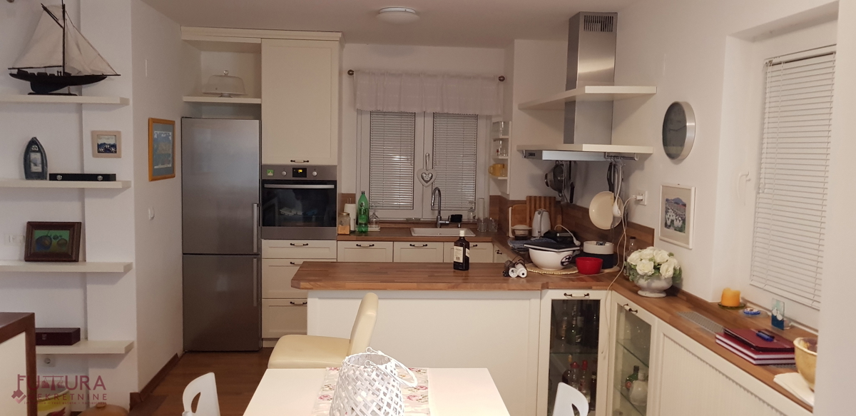 PAG, VENDITA CASA 298 M2, VISTA, POSIZIONE!!