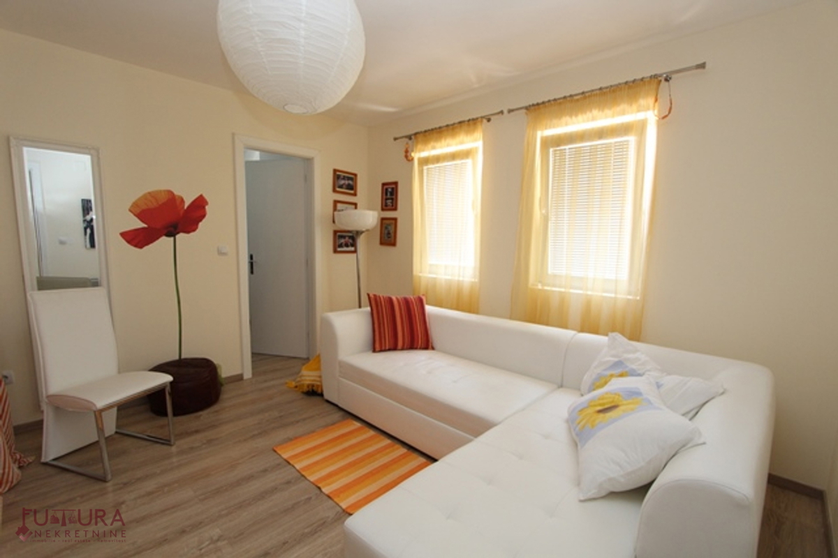 PAG, VENDITA CASA 298 M2, VISTA, POSIZIONE!!