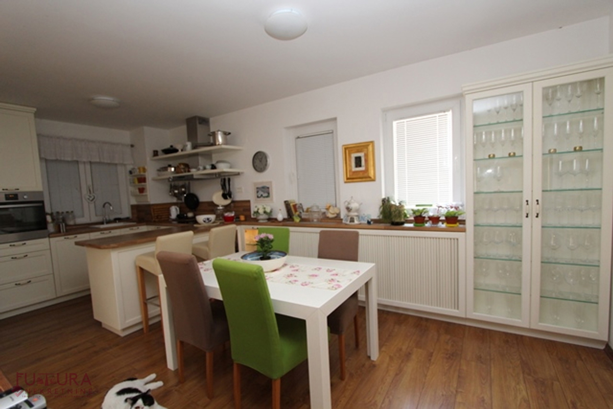 PAG, VENDITA CASA 298 M2, VISTA, POSIZIONE!!