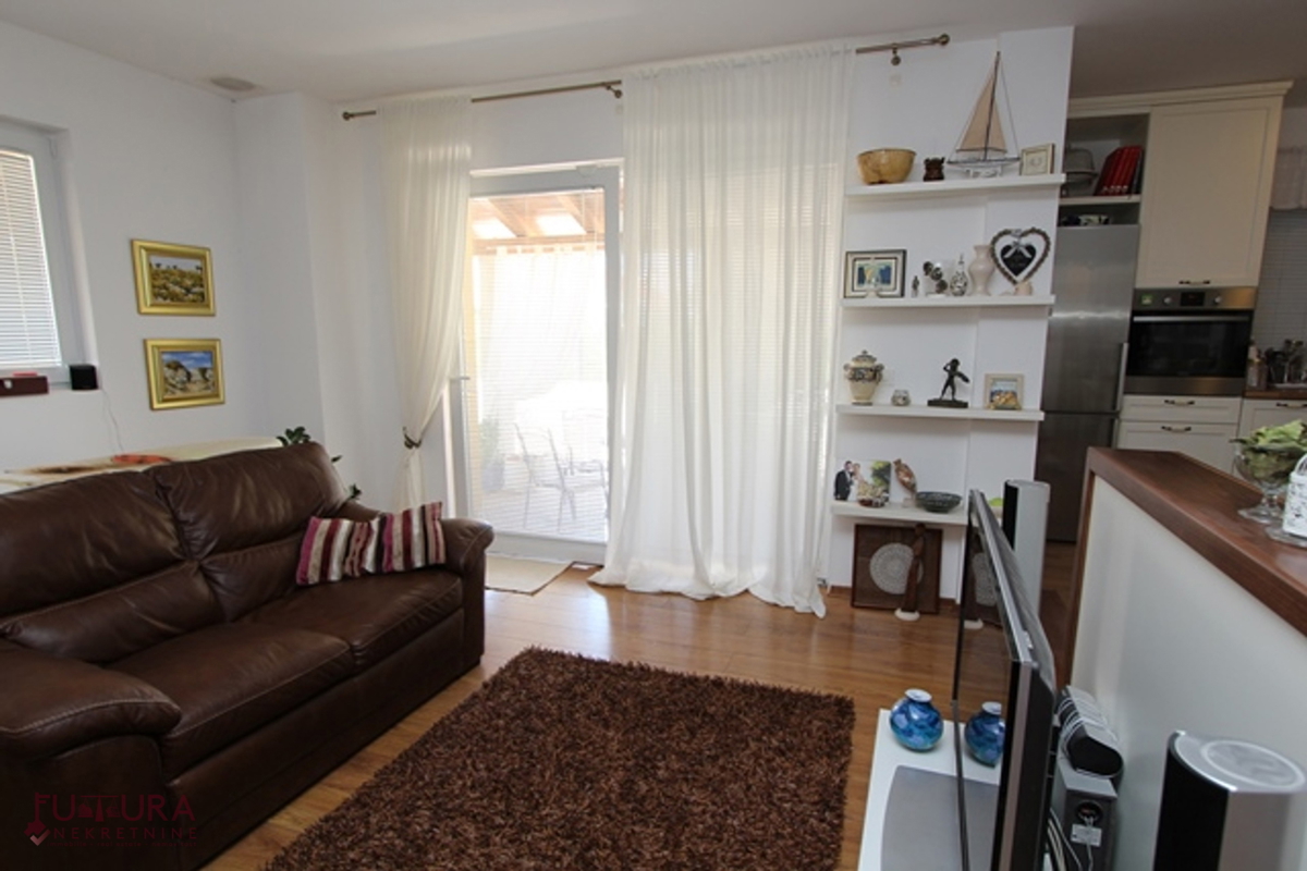 PAG, VENDITA CASA 298 M2, VISTA, POSIZIONE!!