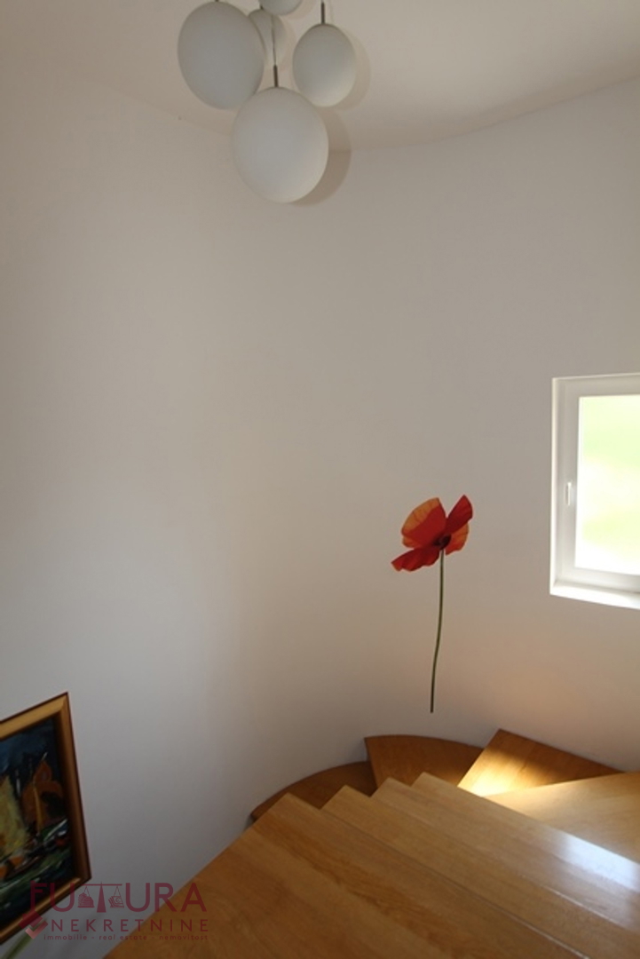 PAG, VENDITA CASA 298 M2, VISTA, POSIZIONE!!