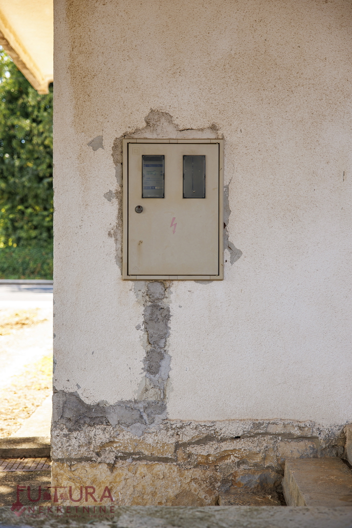 ZADAR - SMILČIĆ, CASA 470 M2, VENDITA, GARAGE!