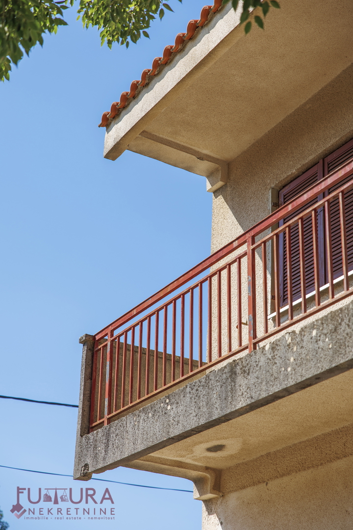 ZADAR - SMILČIĆ, CASA 470 M2, VENDITA, GARAGE!