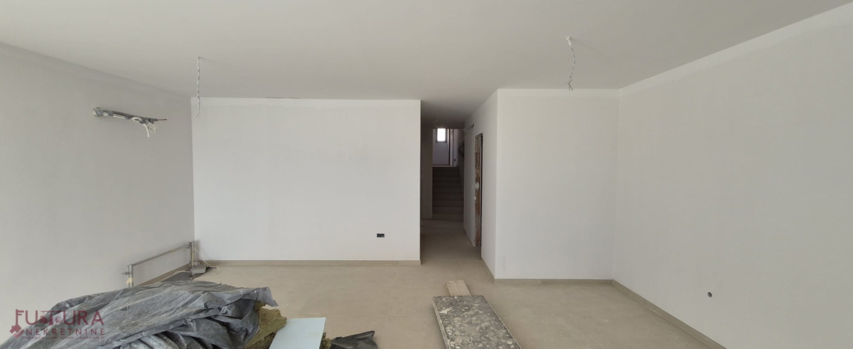 PAG - MANDRE, APPARTAMENTO 41,76 M2, VENDITA, PRIMA FILA, VISTA APERTA, GIARDINO!!