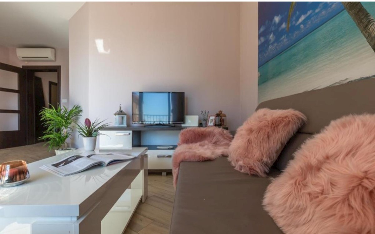 Una bella casa a Makarska