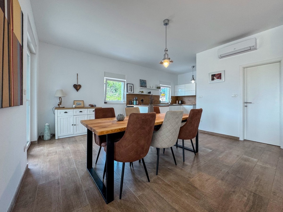 Villa moderna con piscina e vista mare – Immobili in Istria