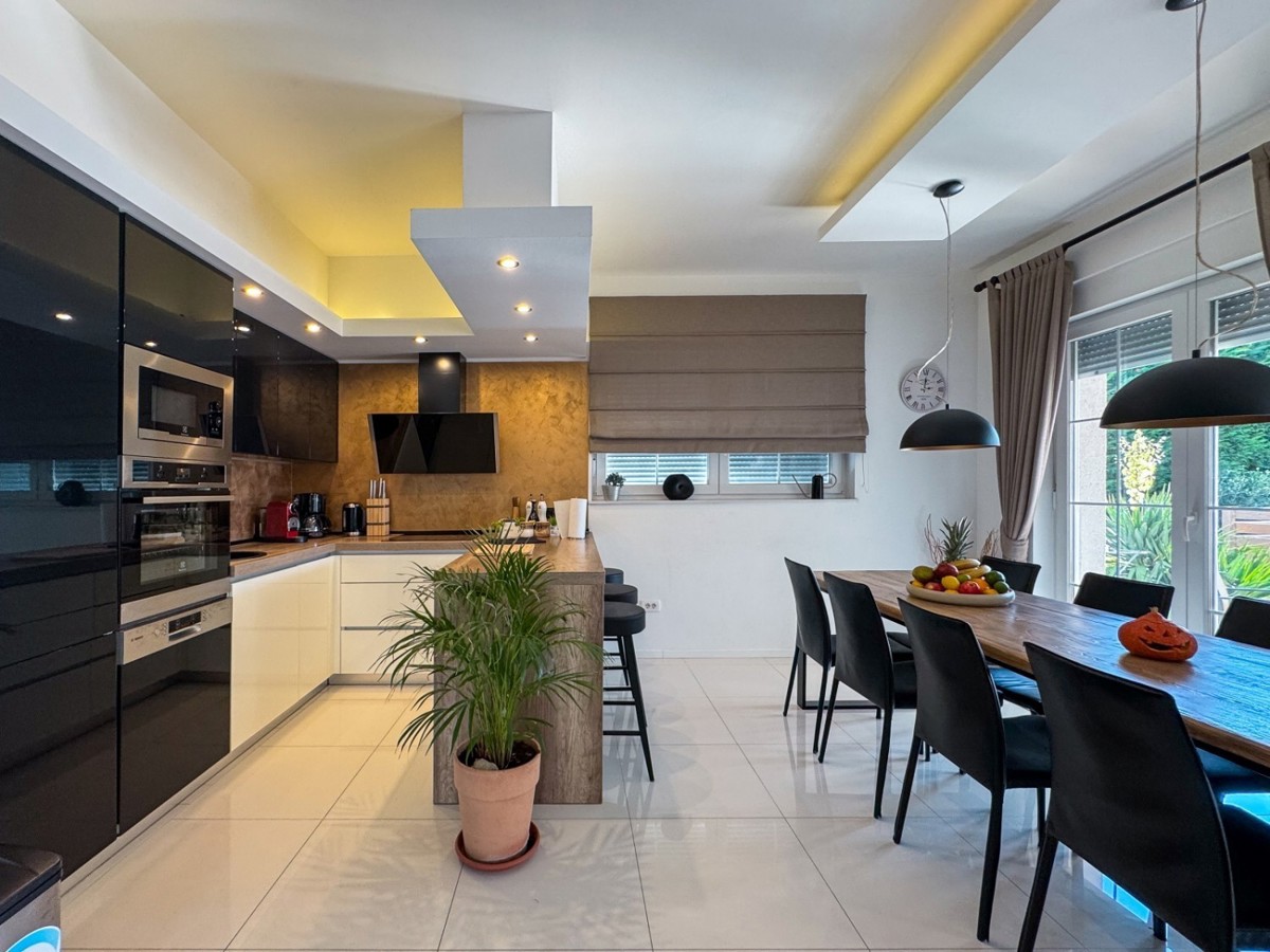 Ekskluzivna nepremičnina na Istri – okolica Labina, vaša hiša iz sanj za nakup