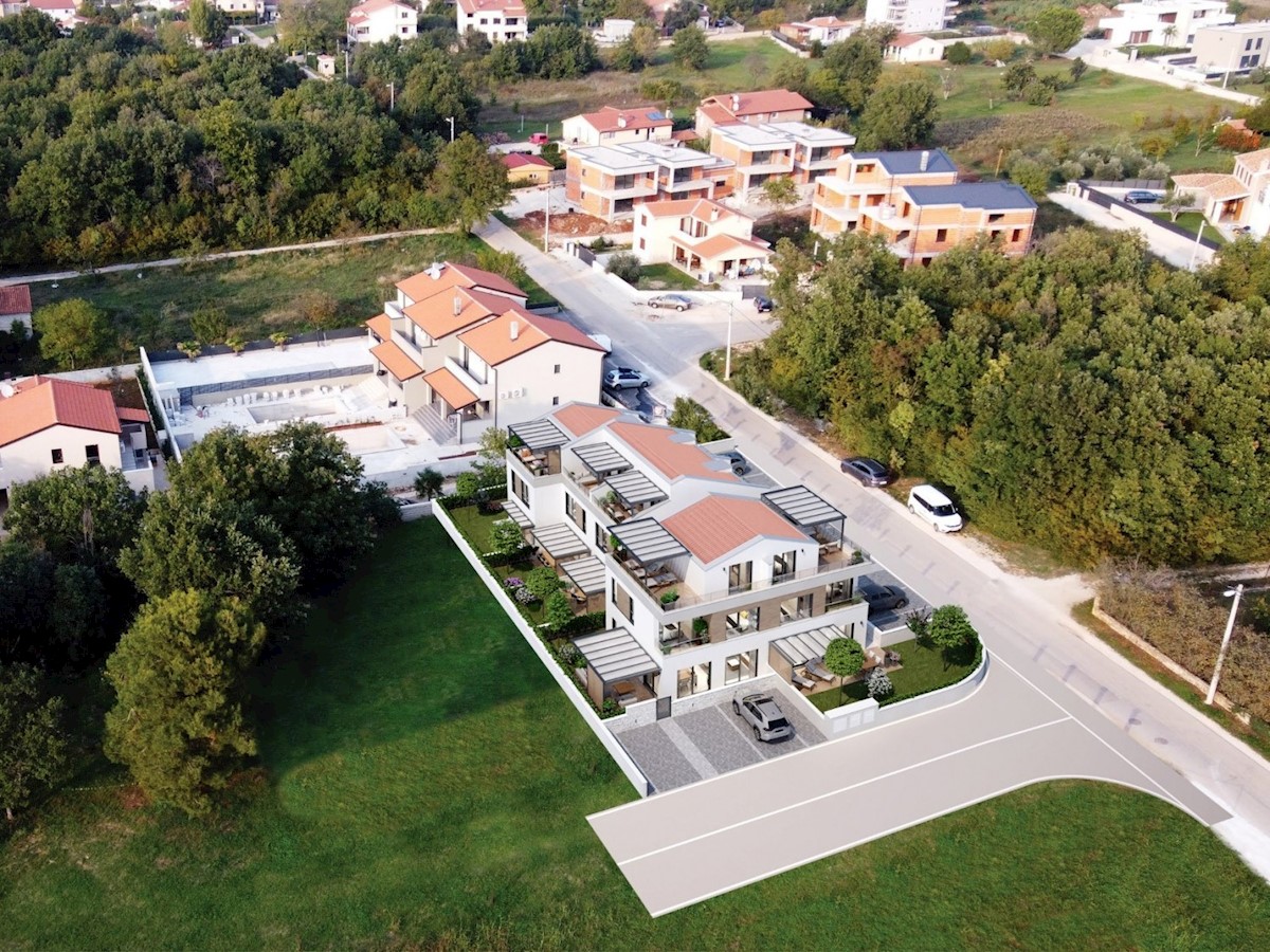 Parenzo, casa a schiera in vendita, a cca 2000 m dal mare