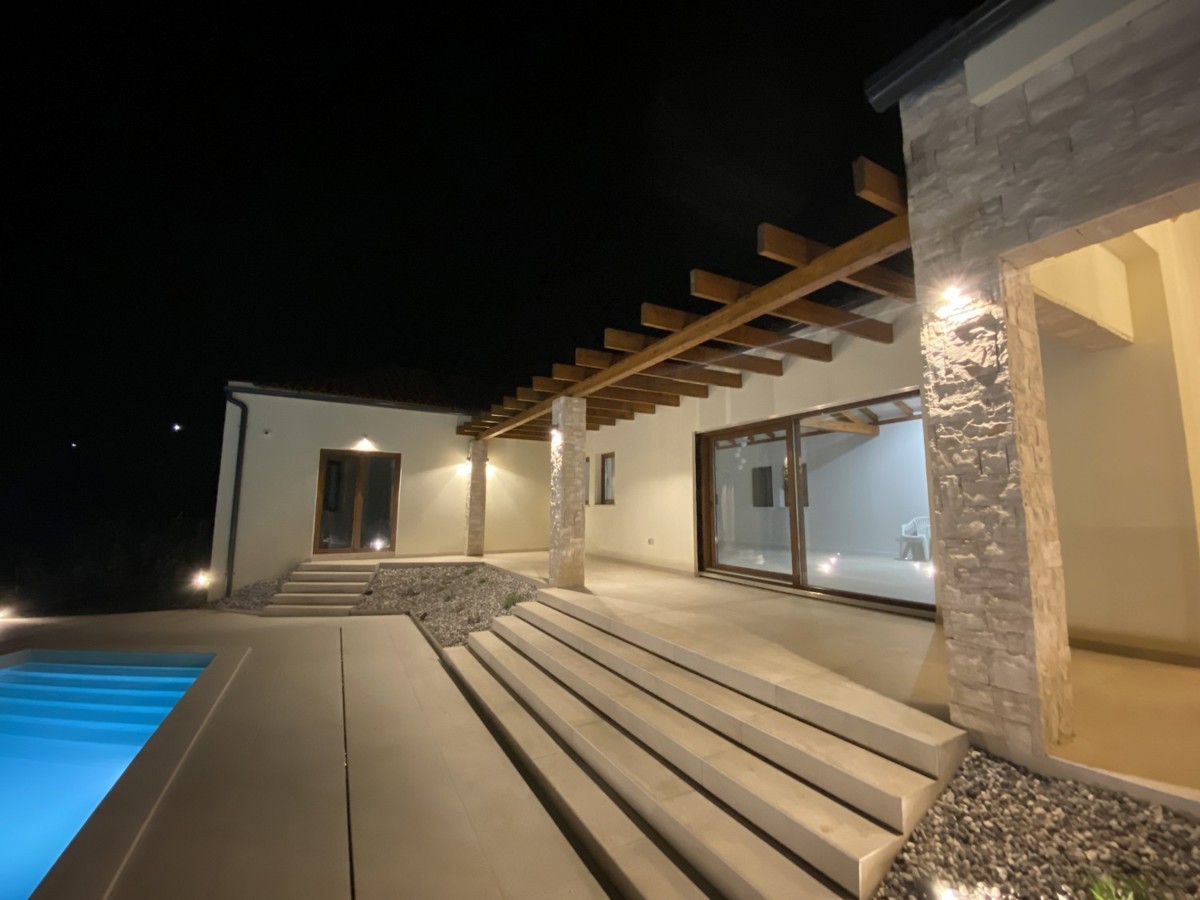 Istria centrale, vicino a Tinjan, Casa singola con piscina