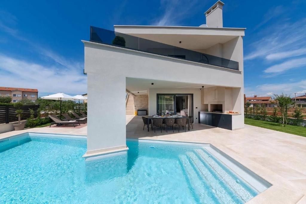 Villa con vista mare vicino a Parenzo
