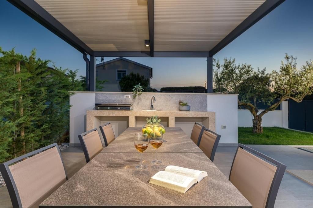 Casa singola con piscina e vista mare – a soli 5 km da Parenzo