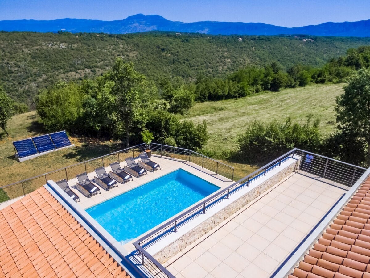 Villa di lusso vicino a Labin, ca 12 km dal mare