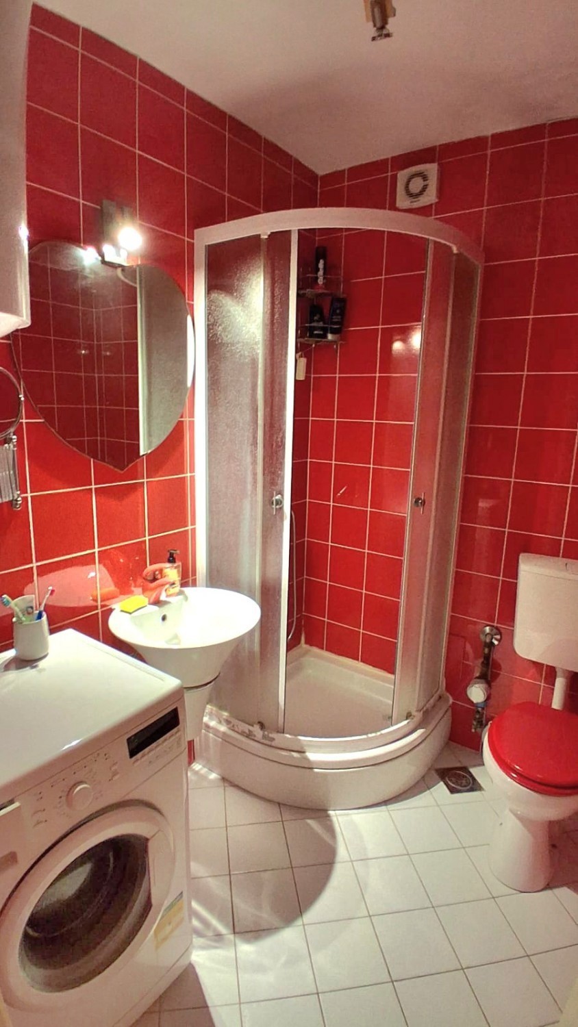 Červar Porat – Appartamento in vendita, prima fila dal mare