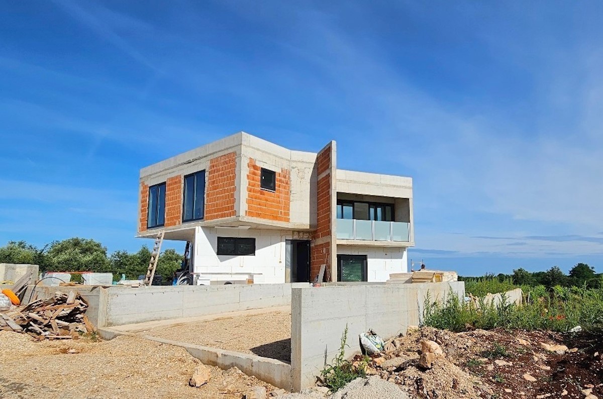 Verteneglio , istria- Casa bifamiliare