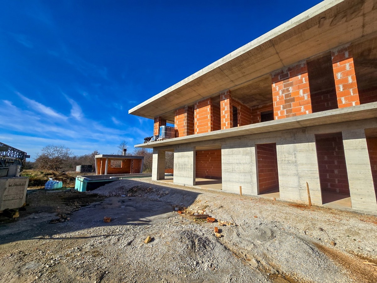 Villa con piscina vicino  a  Parenzo