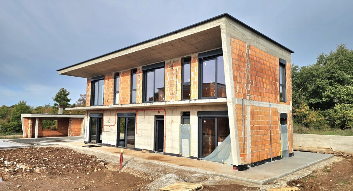 Villa con piscina vicino  a  Parenzo