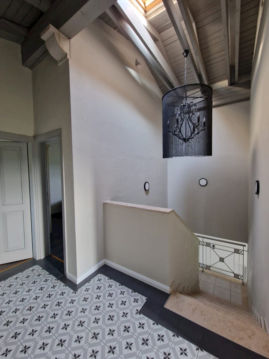 Casa in pietra vicino a Parenzo