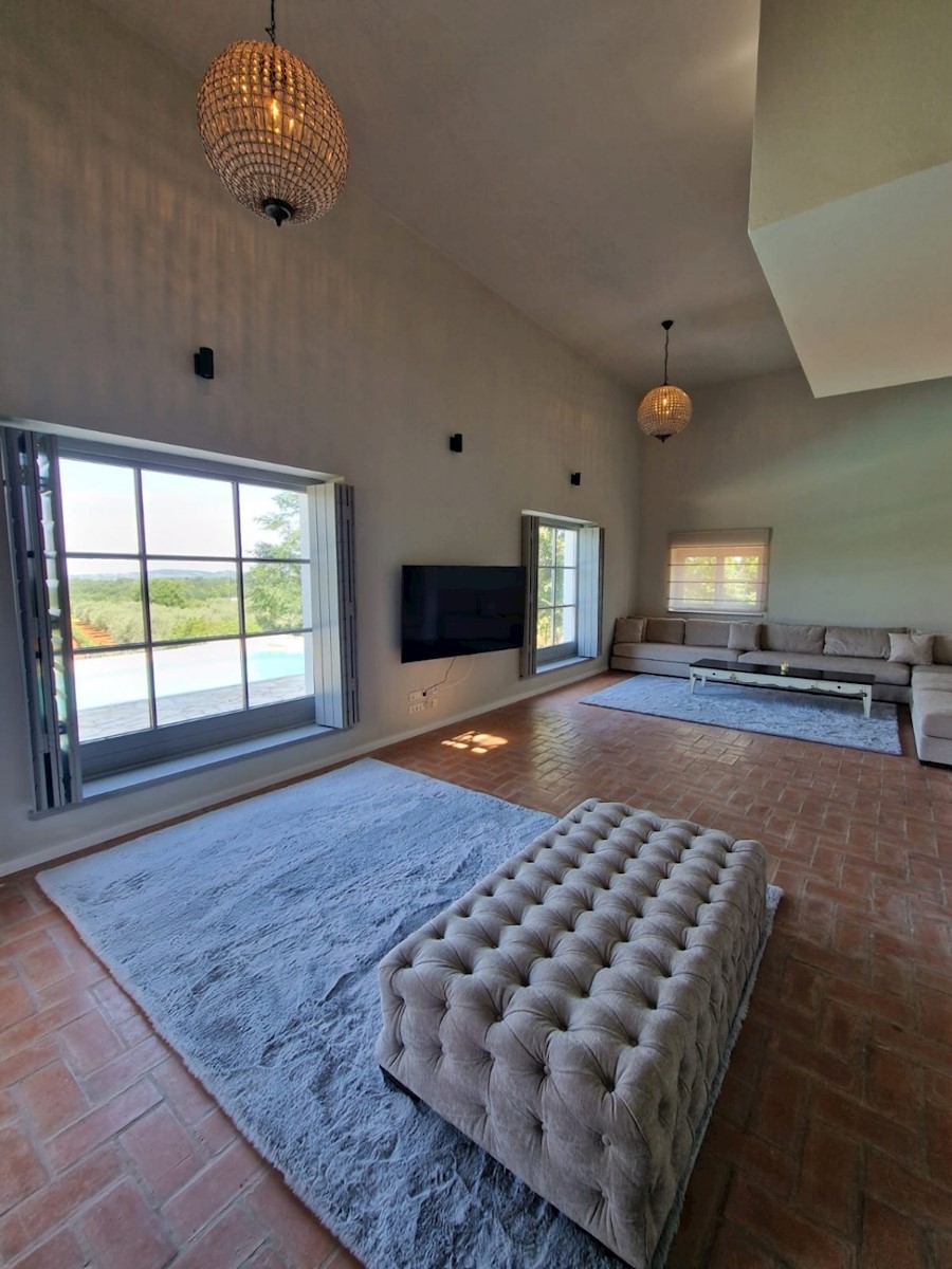 Casa in pietra vicino a Parenzo