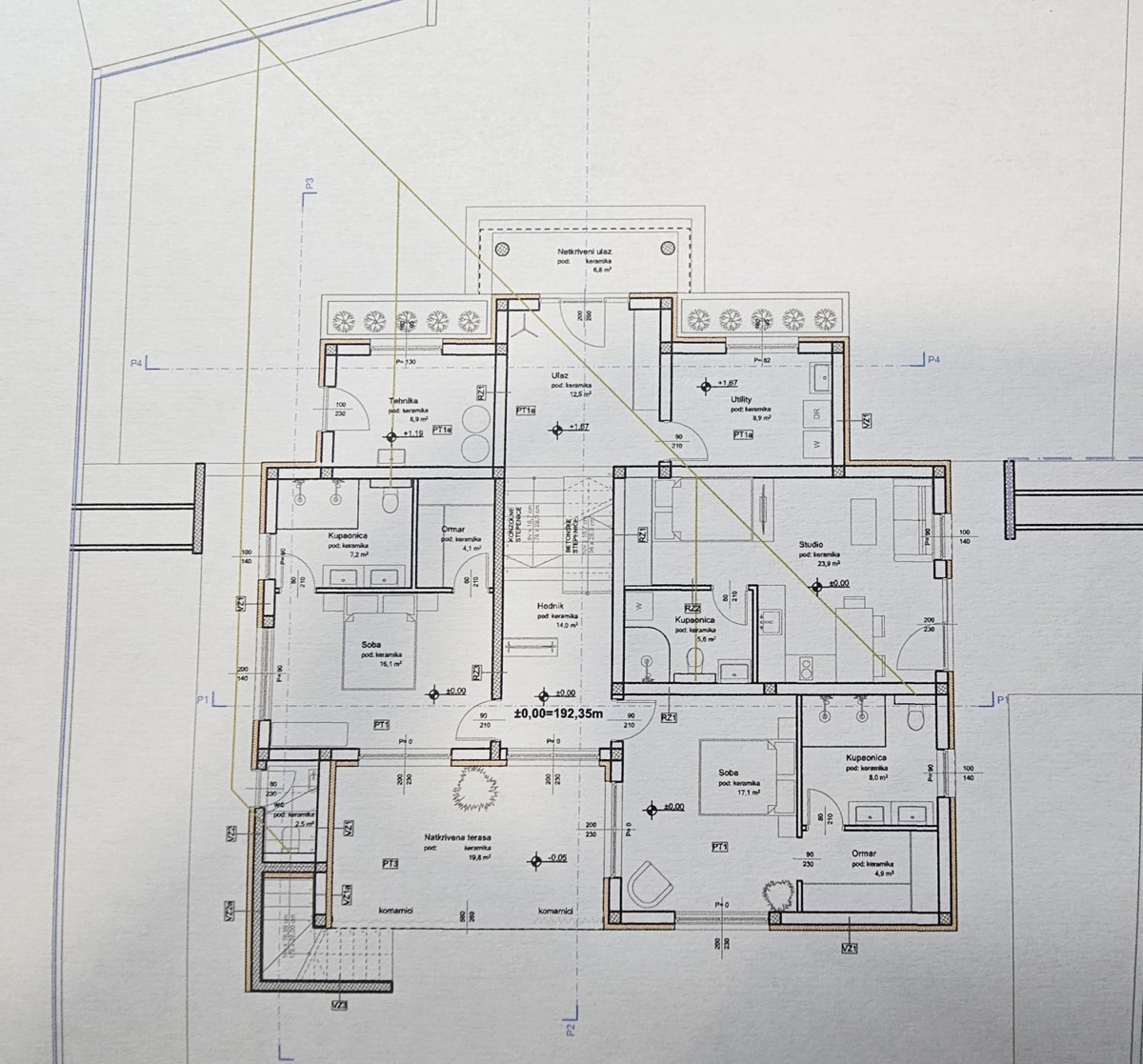 terreno edificabile a Kaštelir con il ermesso di costruzione e vista mare