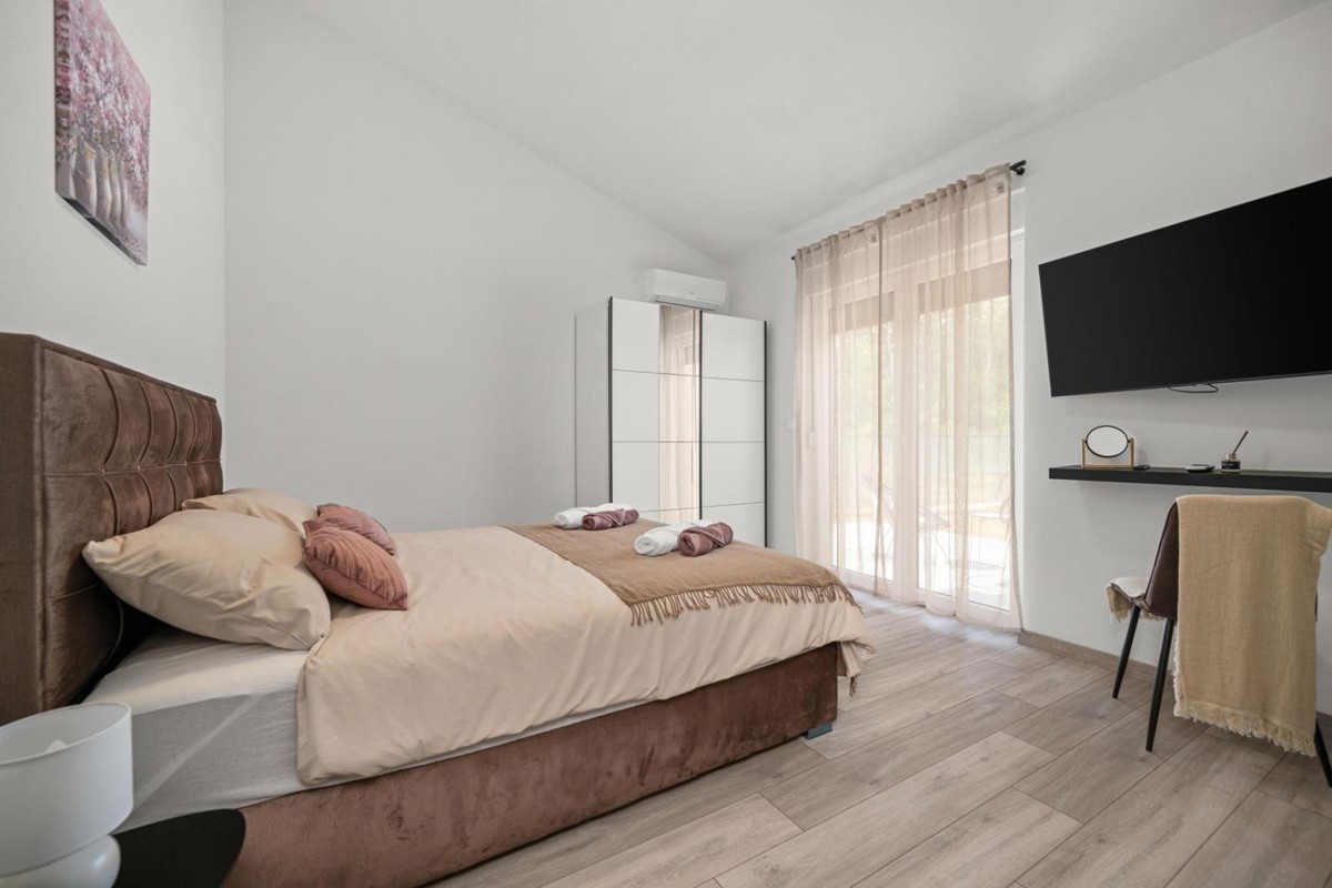 Labin, nuova costruzione, casa unifamiliare con piscina in vendita