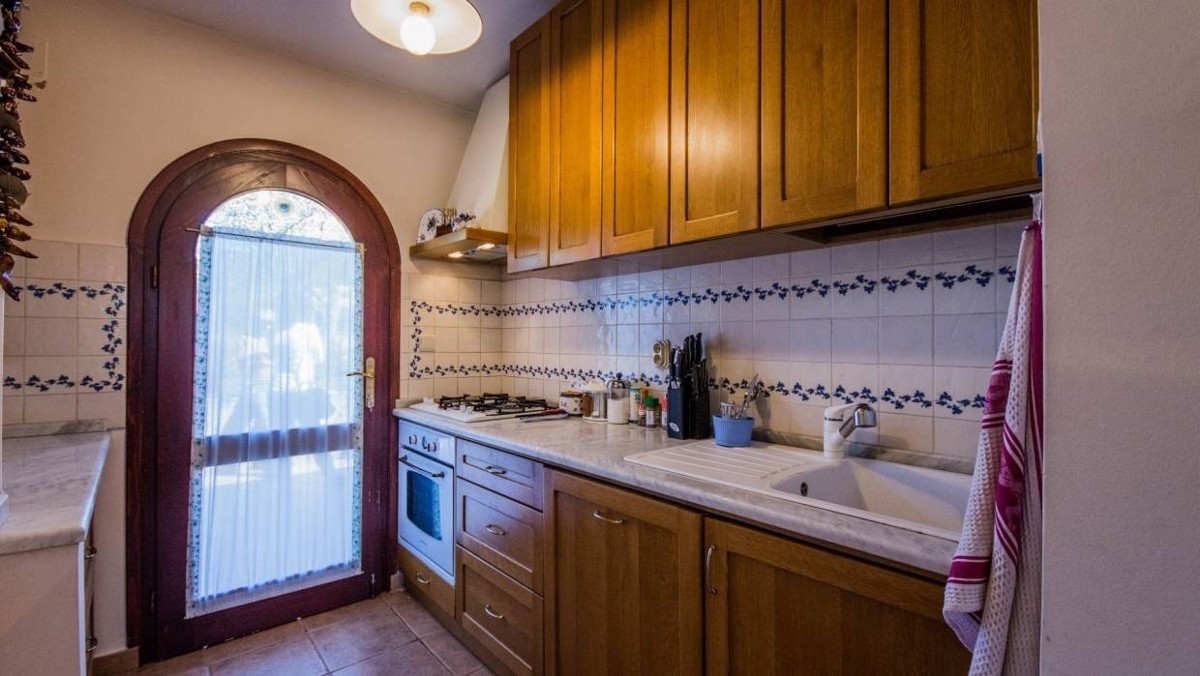 Casa bifamiliare con vista mare – a 10 km da Parenzo – Arredata, 100 m²