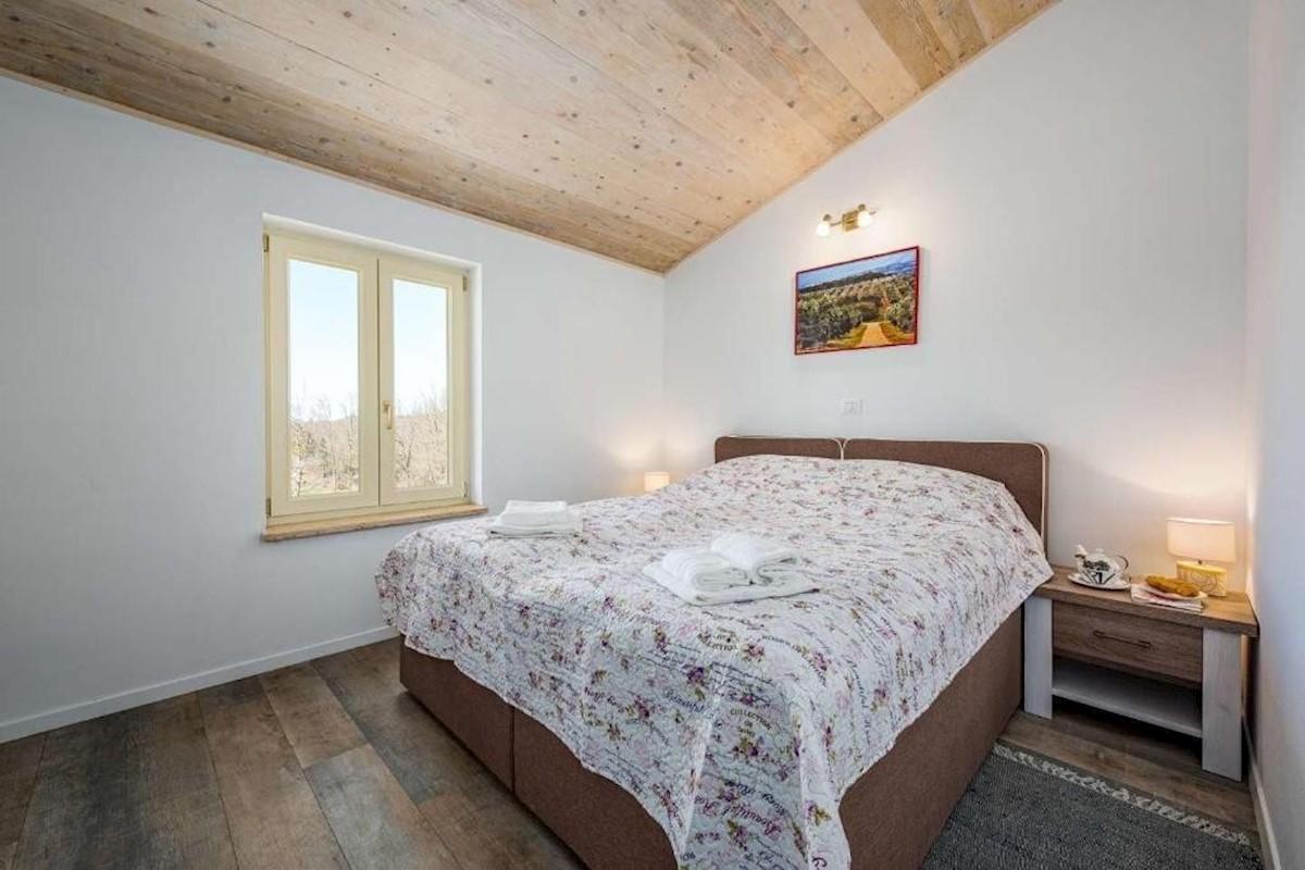 Villa con piscina vicono a Višnjan
