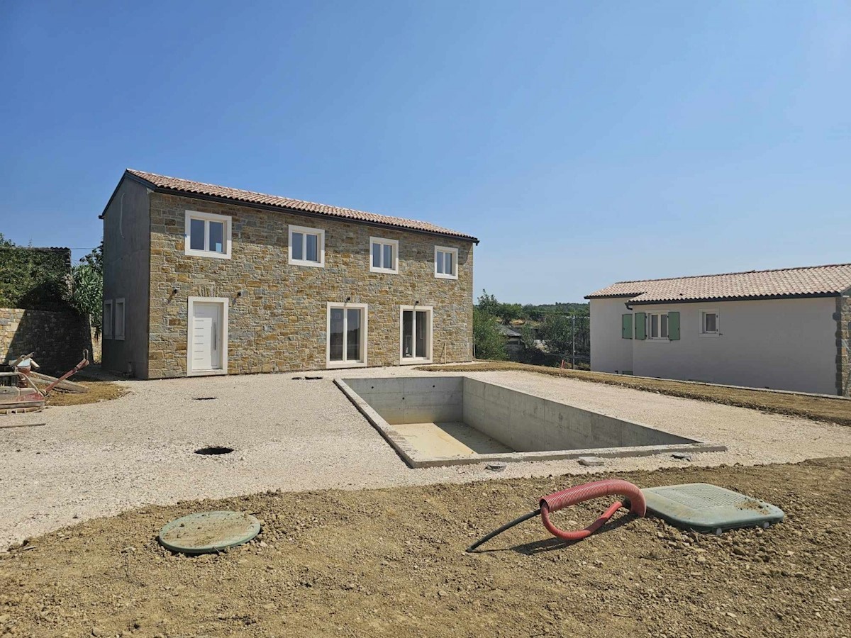 Villa  vicino a Momjan