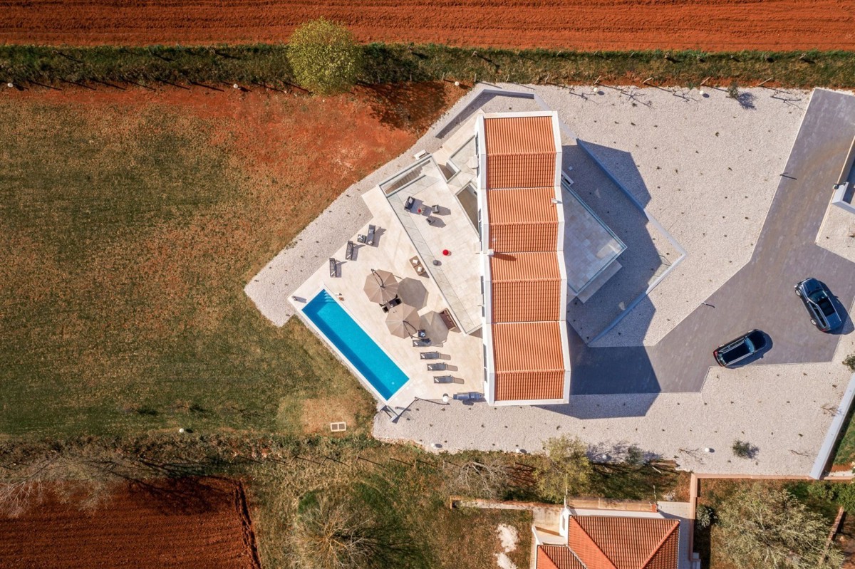 Villa moderna nelle vicinanze di Parenzo in vendita