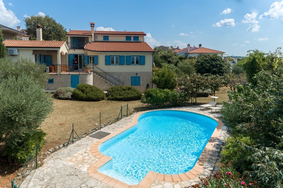 Casa con piscina e vista mare, vendita Parenzo