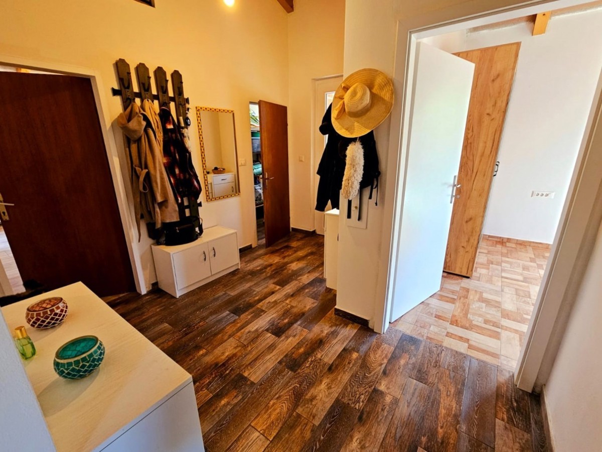 POREČ, casa vicino a Parenzo in vendita