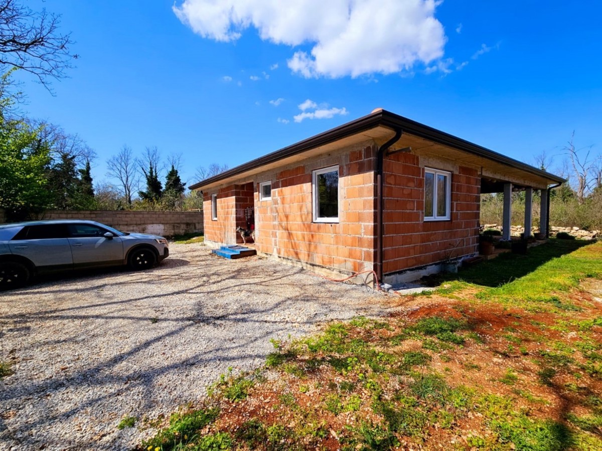 POREČ, casa vicino a Parenzo in vendita