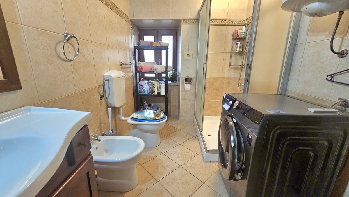 Villa in pietra con piscina e wellness, vicino a Parenzo, vendita