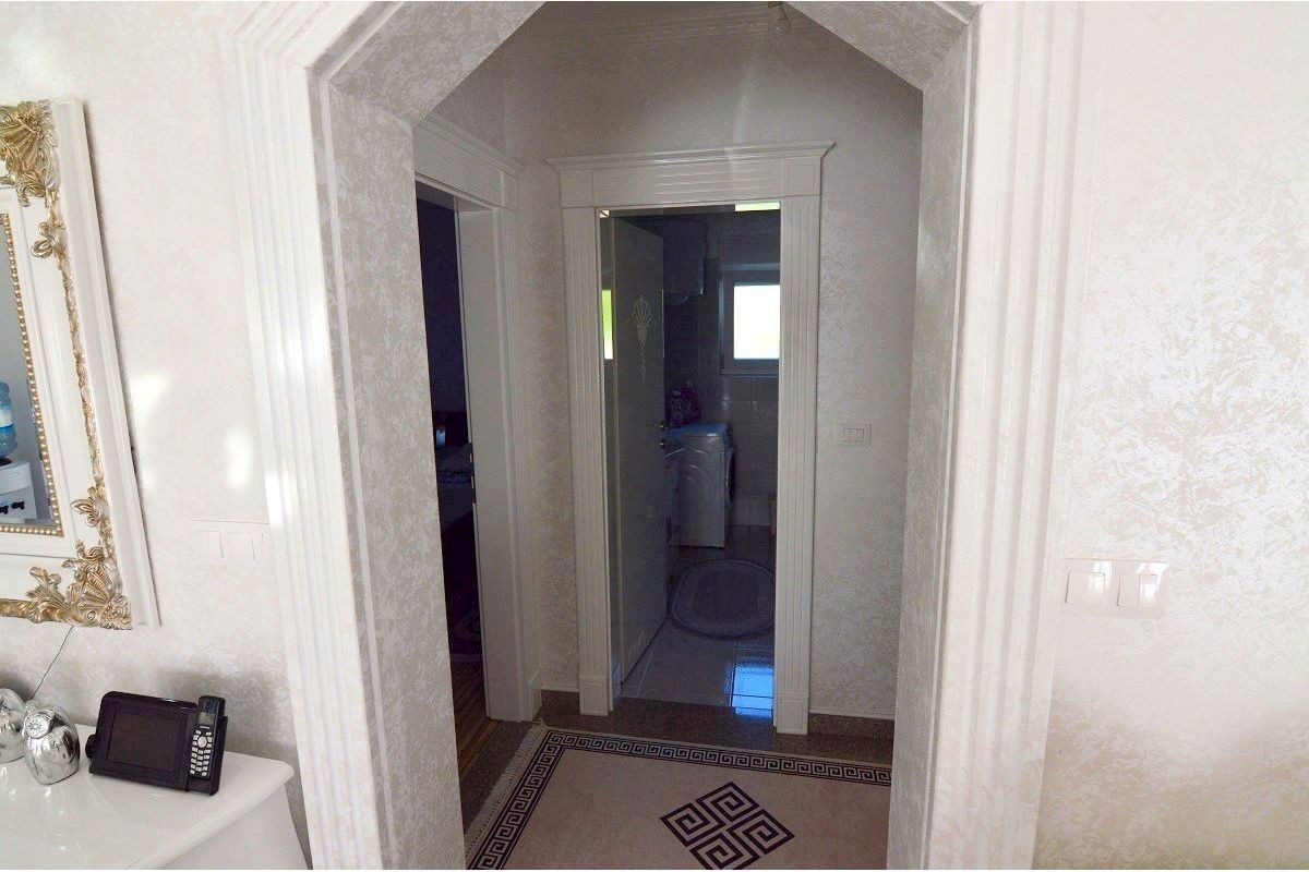 Casa singola con piscina vicino a Torre