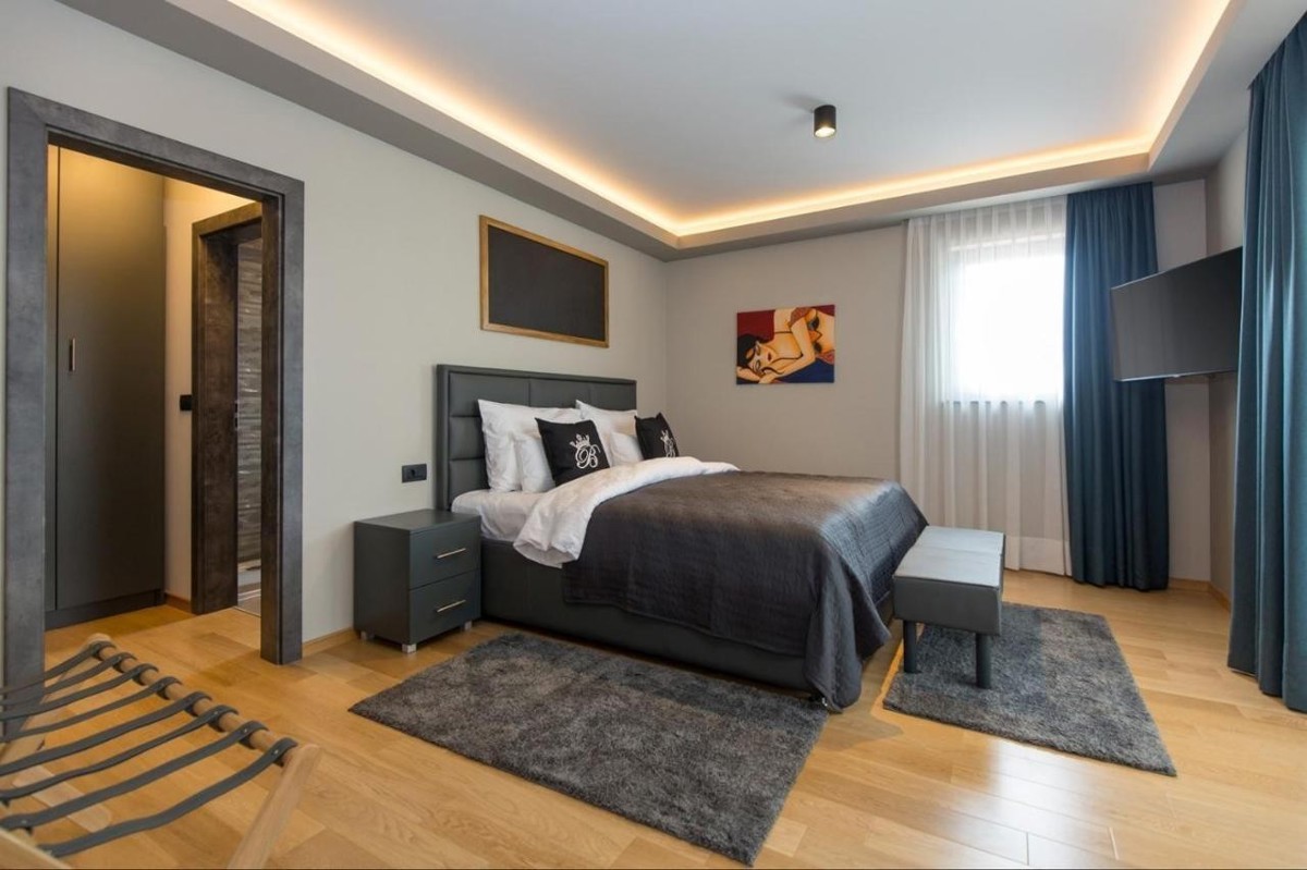 Moderna casa bifamiliare con vista mare in vendita - Parenzo, Istria
