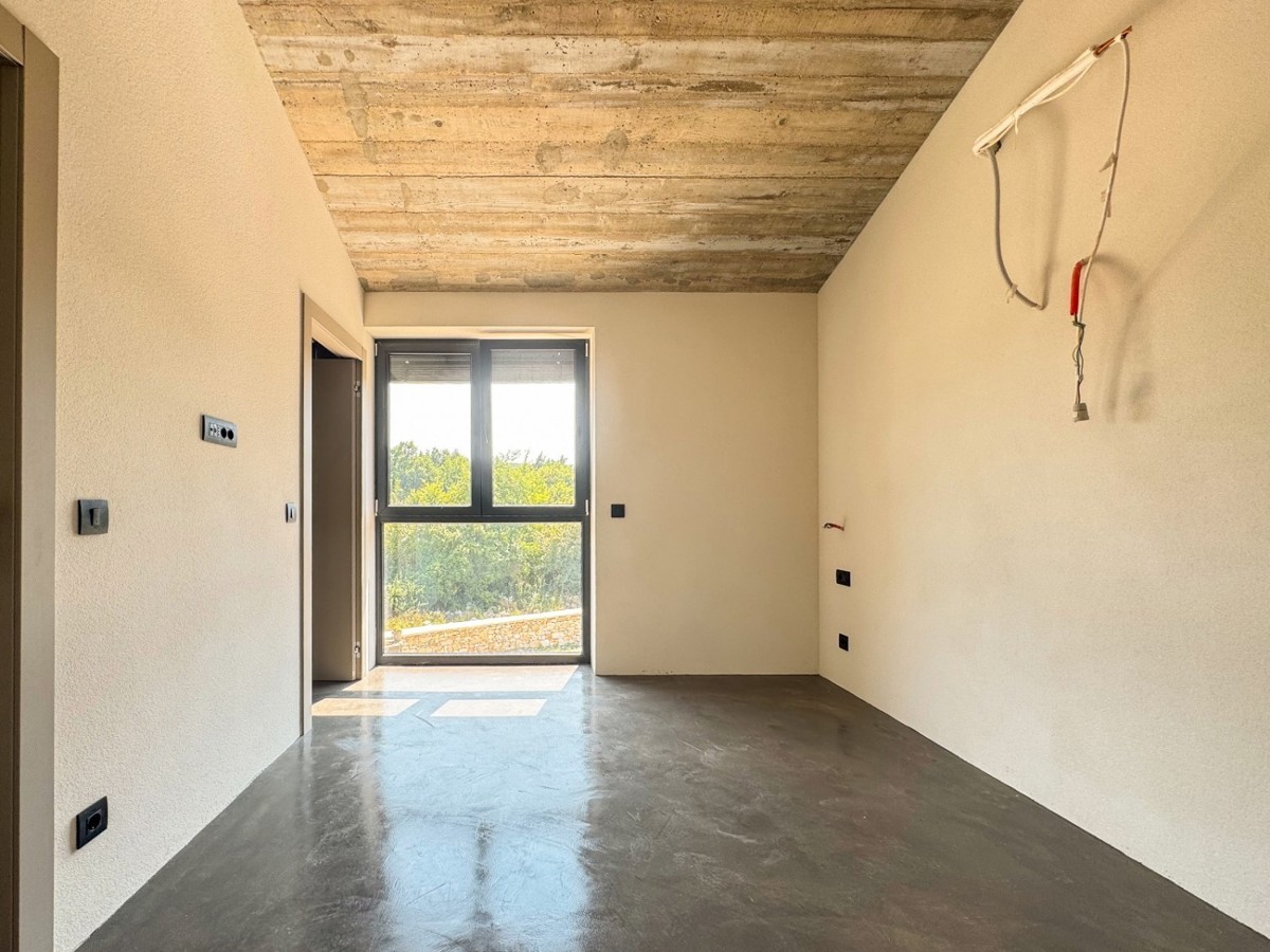 Casa in pietra con piscina in vendita vicino a Labin – Immobili in Istria