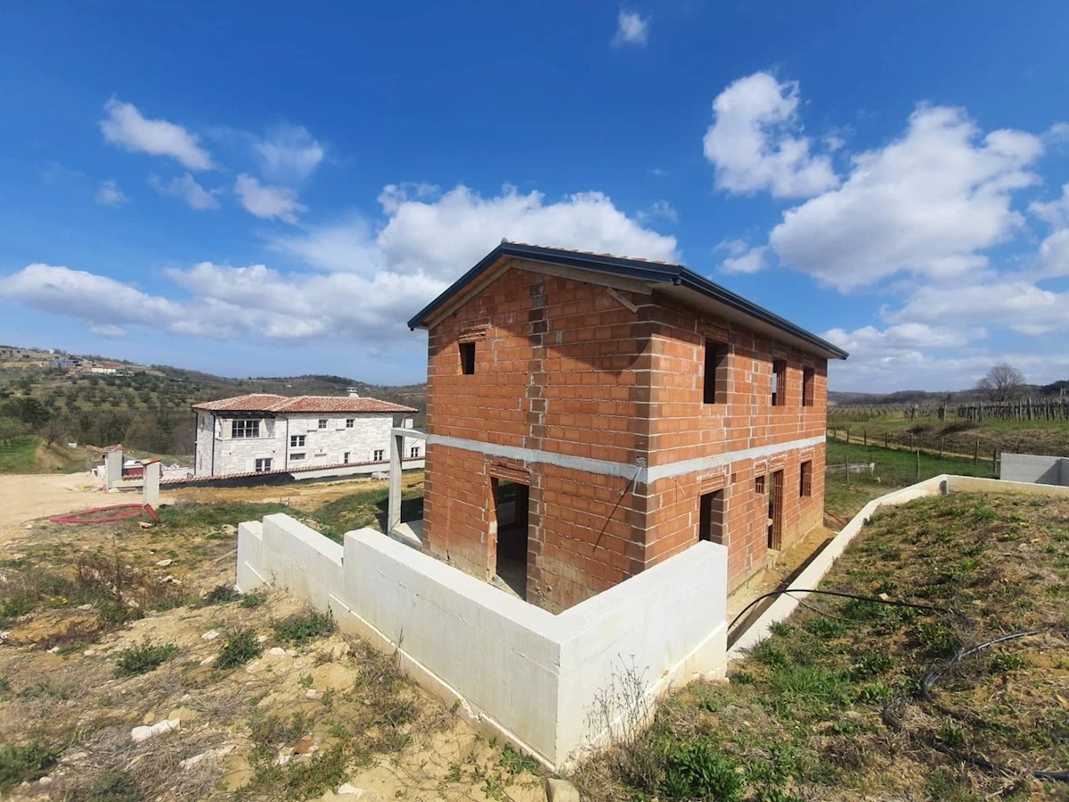 Villa con pisicina vicino a Momjan