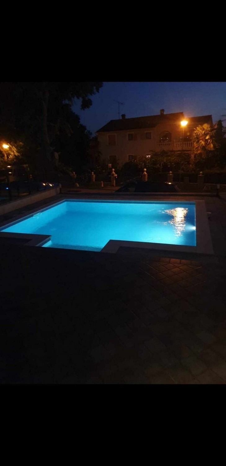 Parenzo, dintorni, appartamento con piscina
