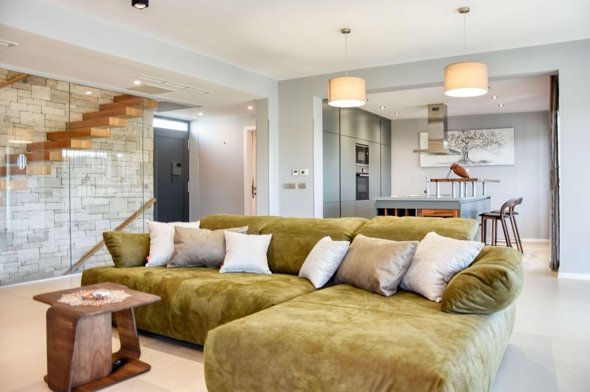 In vendita – Villa di lusso moderna a Poreč, a soli 500 m dal mare